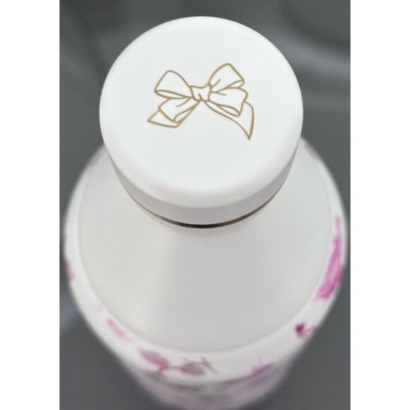 STANLEY X LOVESHACKFANCY LIMITED EDITION
20oz Slim Bottle, RIBBON ROSA - Picture 3 of 8